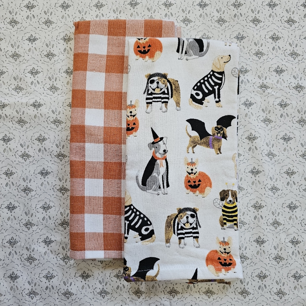 Novogratz Halloween Dogs Hand Towel Set